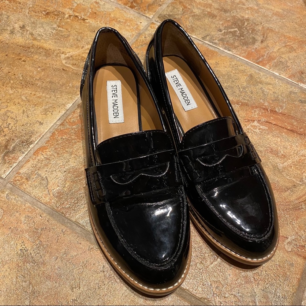 Shiny Leather Steve Madden Loafer